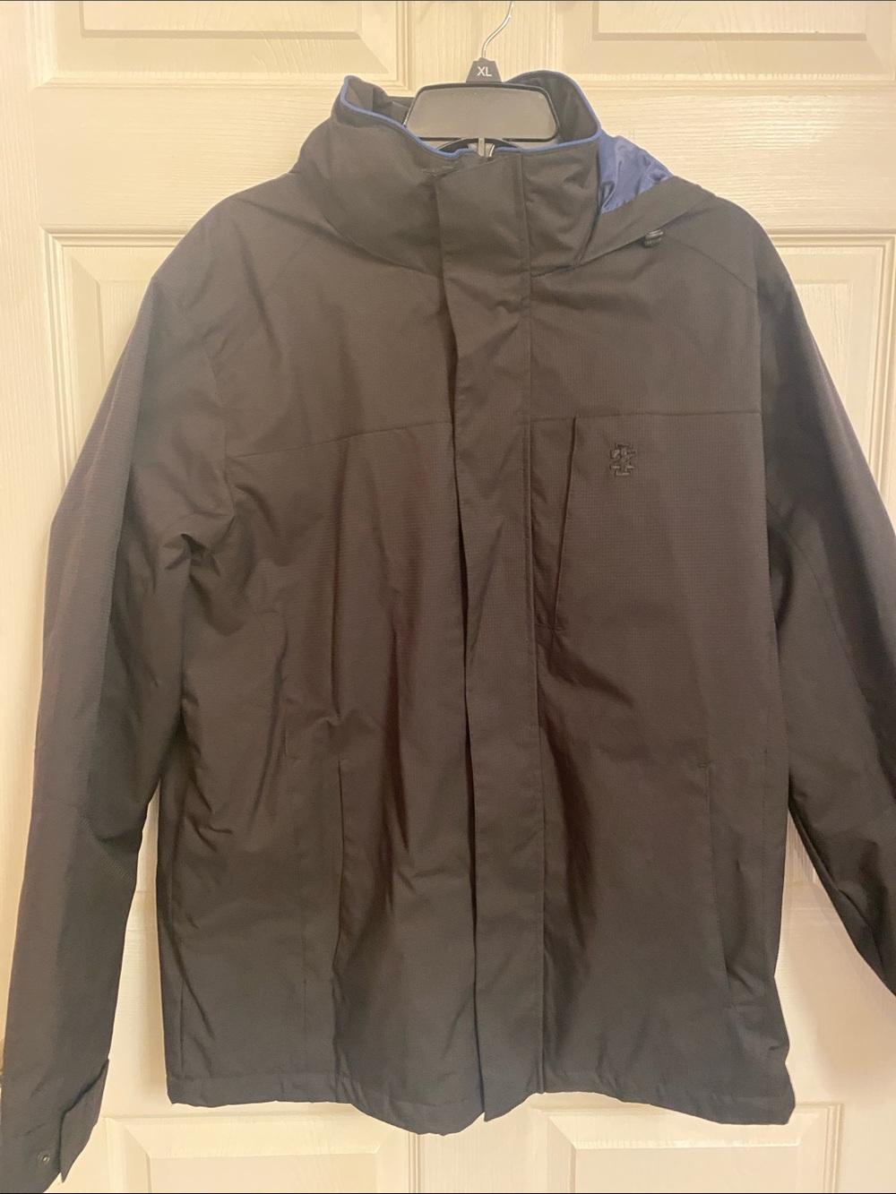 Izod  Men’s coat Medium
